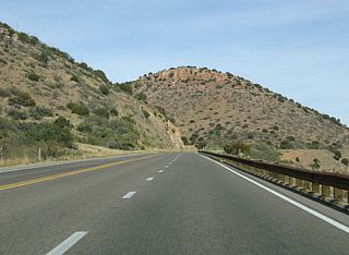 Now north of Globe, US 60 and SR 77 climb away from the city quite rapidly.