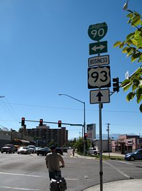 This assembly for U.S. 93 Business south at Business Loop I-90 at Orange and Broadway Streets was removed after 2006. Broadway Street was the former route of both U.S. 10 and MT 200 through Missoula. It now carries Business Loop I-90 west to Reserve Street (U.S. 93 north) and east to Van Buren Street (U.S. 12 east).