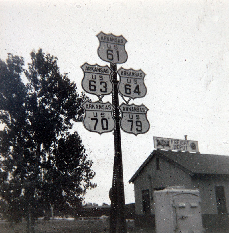 Arkansas - U.S. Highway 79, U.S. Highway 70, U.S. Highway 64, U.S. Highway 63, and U.S. Highway 61 sign.