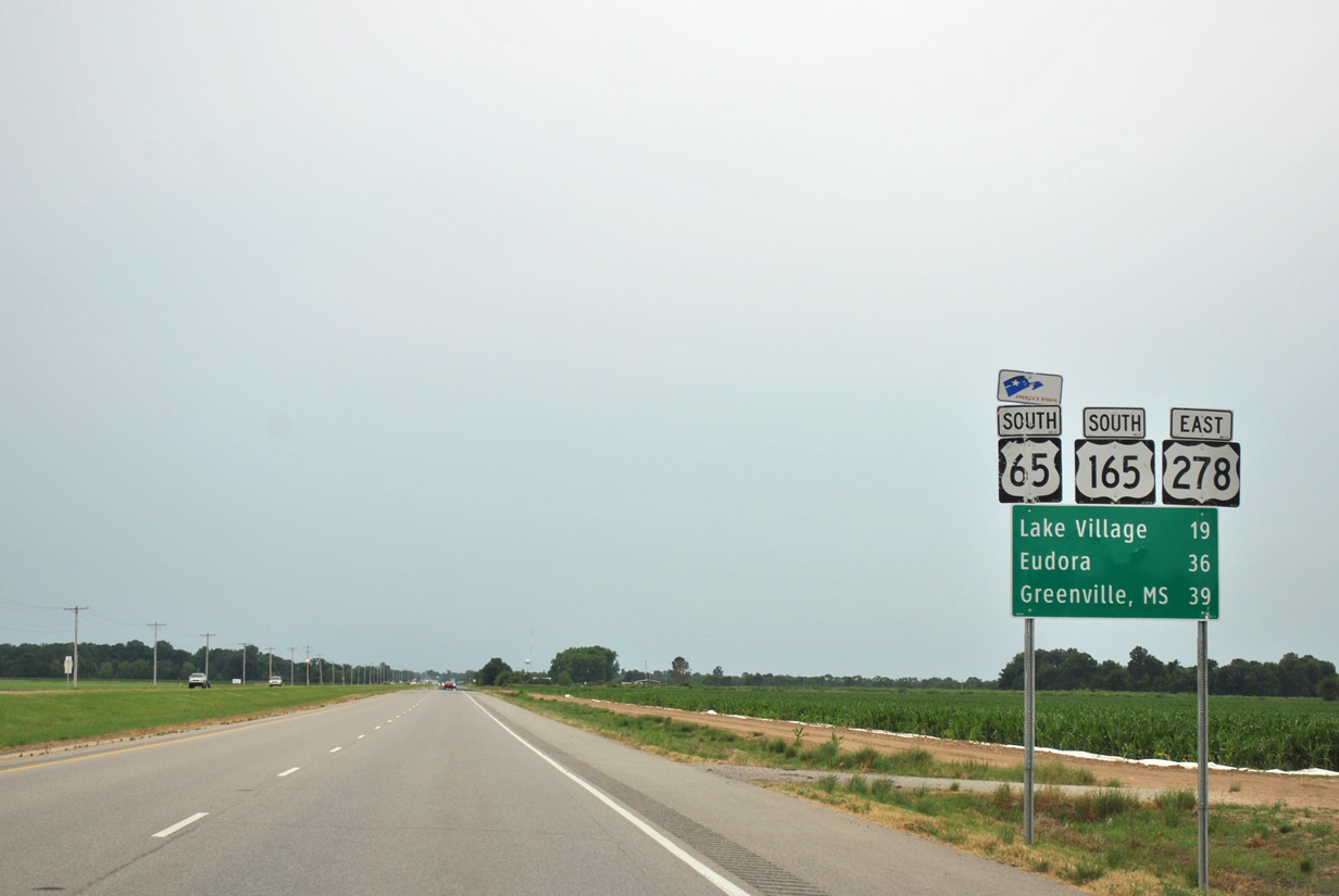 Arkansas - U.S. Highway 65 and U.S. Highway 165 sign.