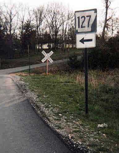 Arkansas State Highway 127 sign.