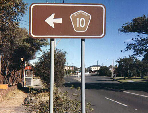 Australia tourist drive 10 sign.