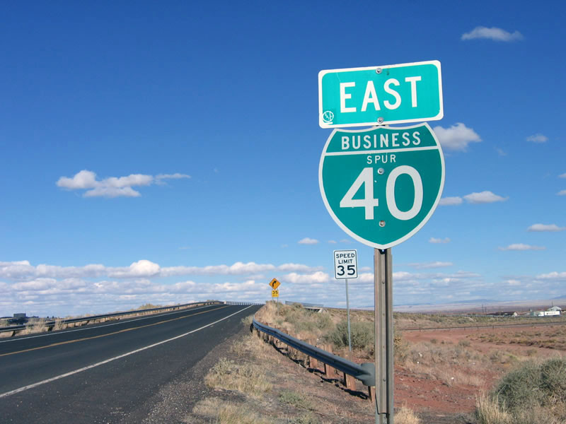 Arizona business spur 40 sign.