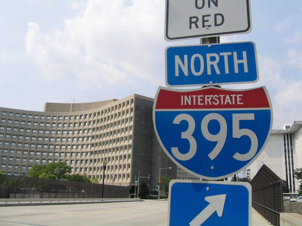 District of Columbia Interstate 395 sign.