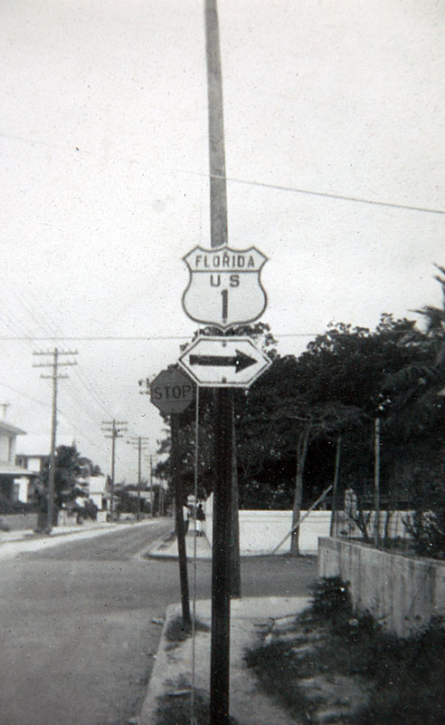 Florida U.S. Highway 1 sign.