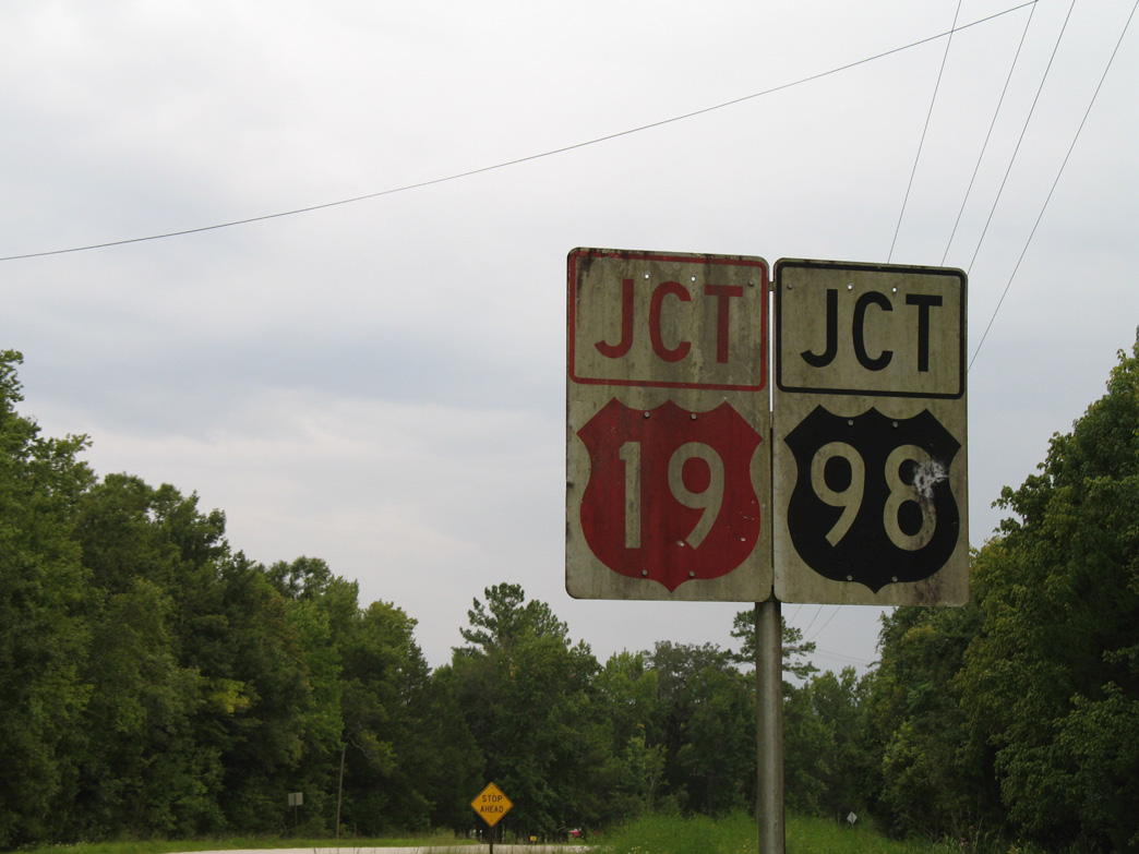 Florida - U.S. Highway 98 and U.S. Highway 19 sign.