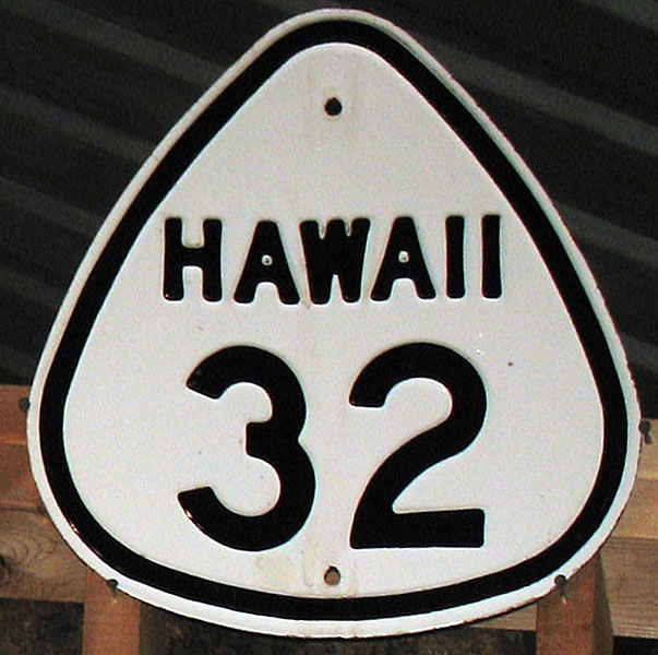 Hawaii State Highway 32 sign.
