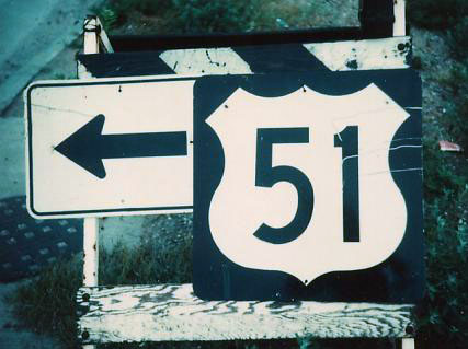 Illinois U.S. Highway 51 sign.