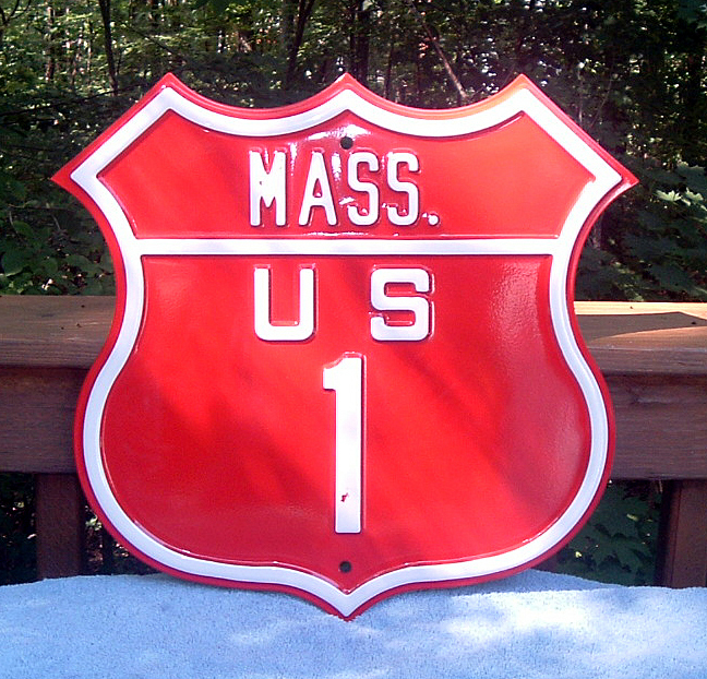 Massachusetts U.S. Highway 1 sign.