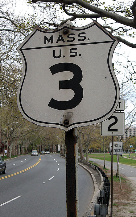 Massachusetts U.S. Highway 3 sign.