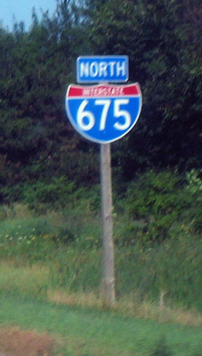Michigan Interstate 675 sign.