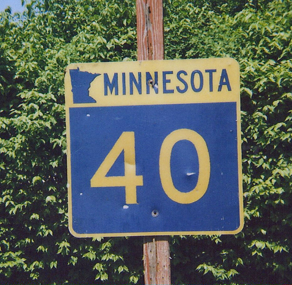 Minnesota State Highway 40 sign.