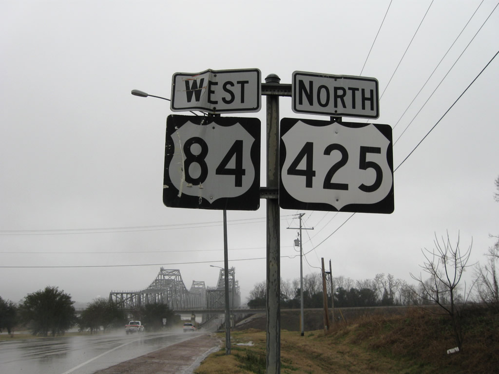 Mississippi - U.S. Highway 425 and U.S. Highway 84 sign.