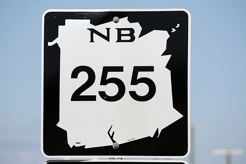 New Brunswick - Provincial Highway 17, provincial secondary route 117, and provincial tertiary route 117 sign.