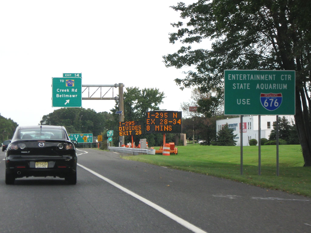 New Jersey Interstate 676 sign.