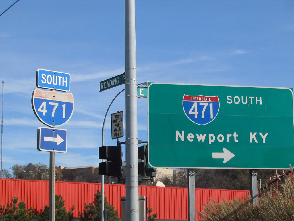 Ohio Interstate 471 sign.