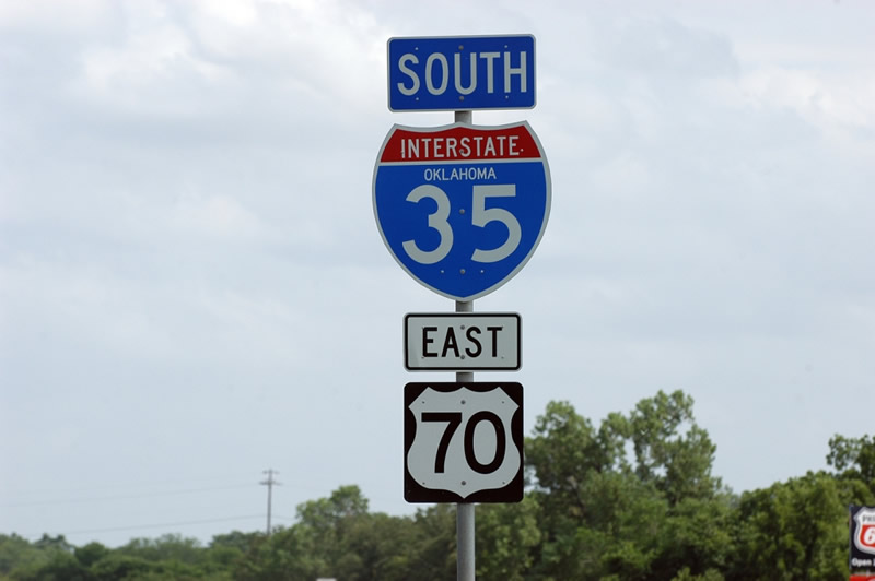 Oklahoma - Interstate 35 and U.S. Highway 70 sign.
