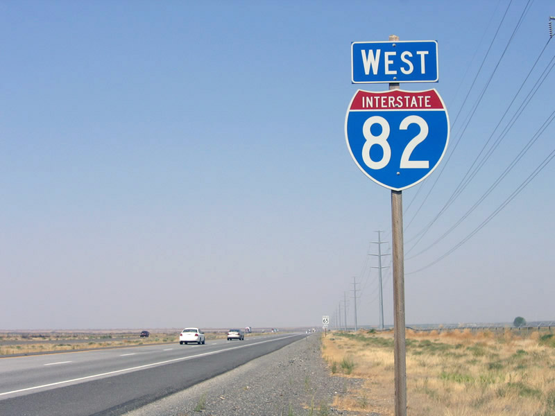 Oregon Interstate 82 sign.