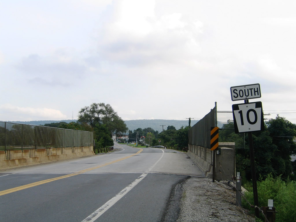 Pennsylvania State Highway 10 sign.