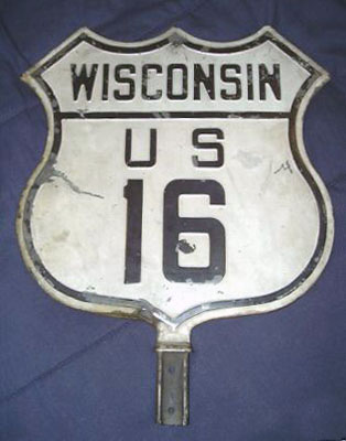 Wisconsin U.S. Highway 16 sign.
