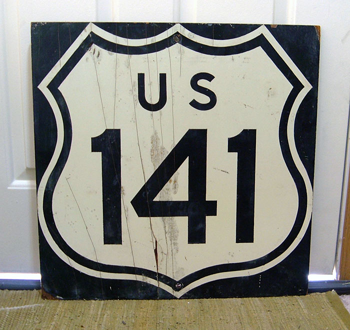 Wisconsin U.S. Highway 141 sign.