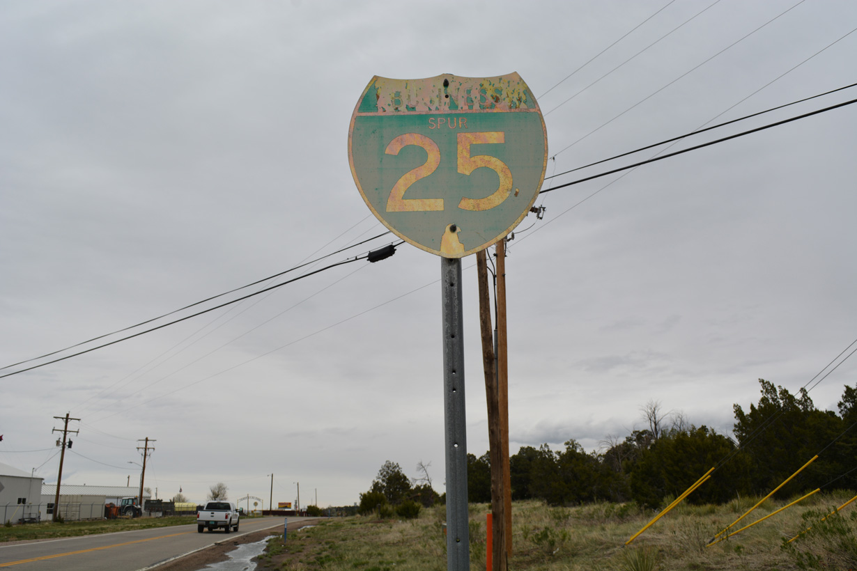 Colorado Interstate 25 sign.